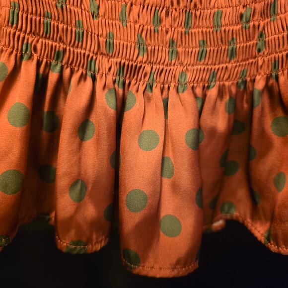 Zara Polka Dot Puff Sleeve Crop Top - Stylish & Fun! - Picture 4 of 6